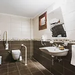 Almond Holiday Village & Hotel 3*