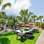 Hotel Almond Holiday Village &