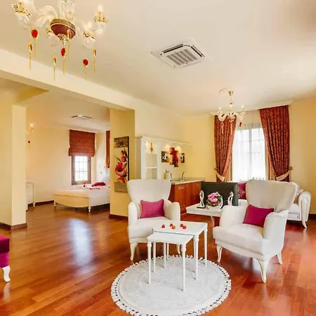 Almond Holiday Village & 3*