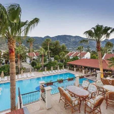 Almond Holiday Village & 3*