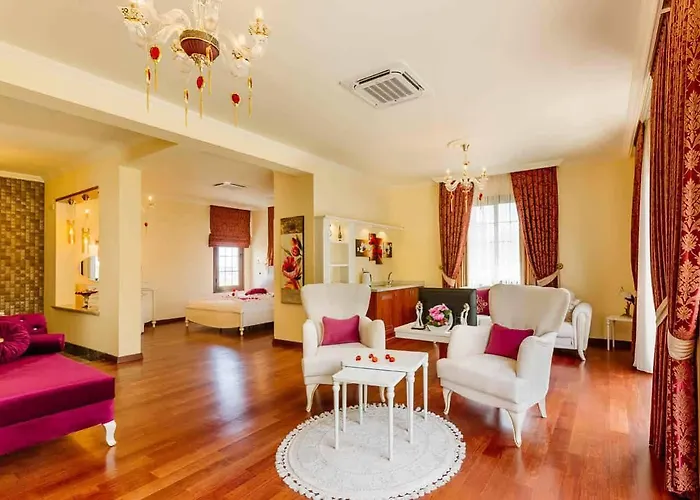 Almond Holiday Village & 3*