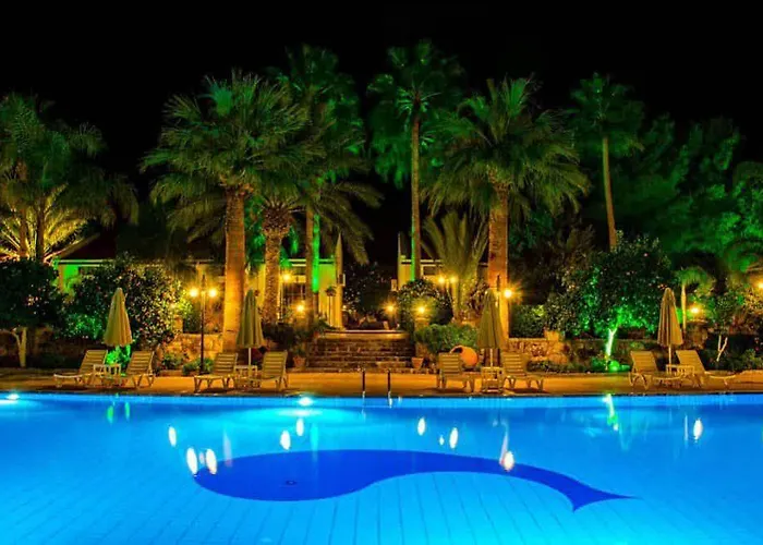 Hotel Almond Holiday Village & Karavas (Northern Cyprus)