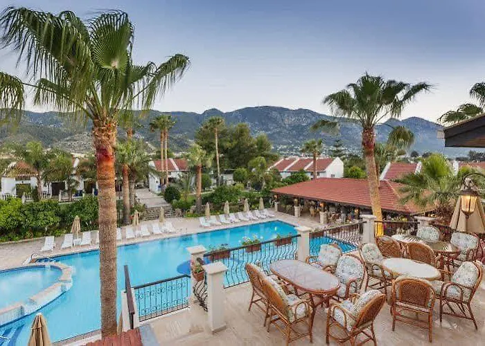 Almond Holiday Village & 3*